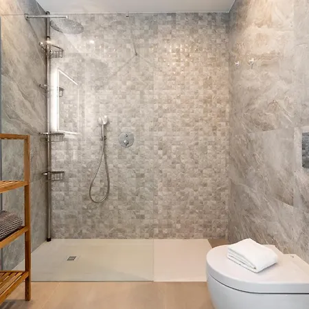 Luxury 3-bedroom Near Dona Ana *