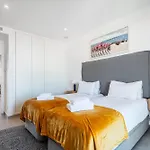 Luxury 3-bedroom Near Dona Ana
