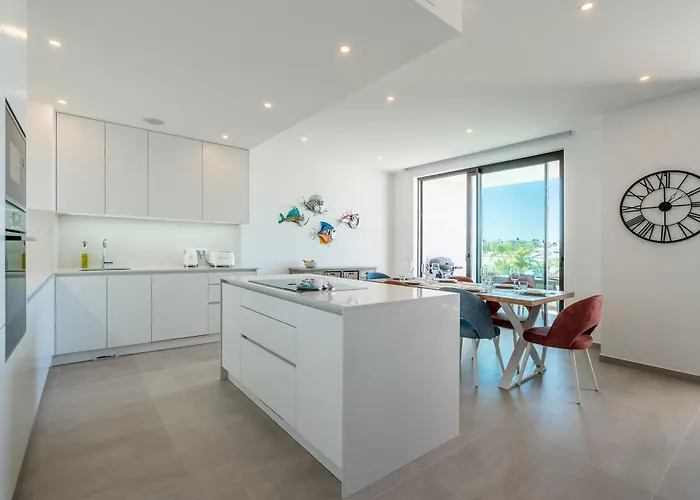 Appartement Luxury 3-bedroom Near Dona Ana *