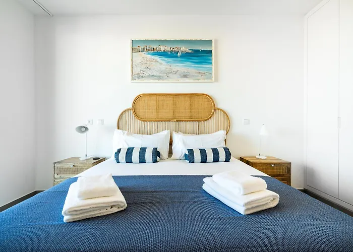 Luxury 3-bedroom Near Dona Ana Appartement