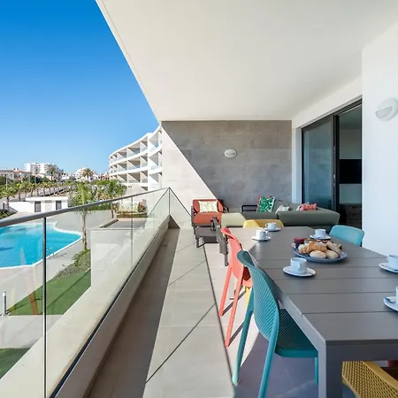 Luxury 3-bedroom Near Dona Ana * Lagos