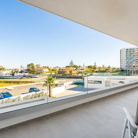 Luxury 3-bedroom Near Dona Ana *