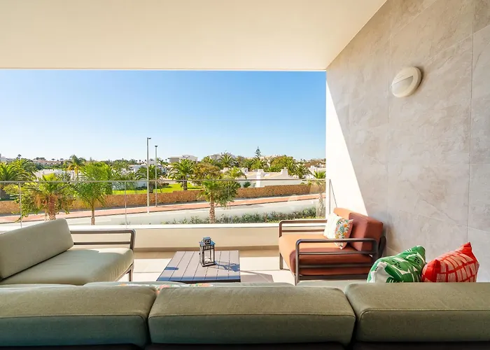 Luxury 3-bedroom Near Dona Ana