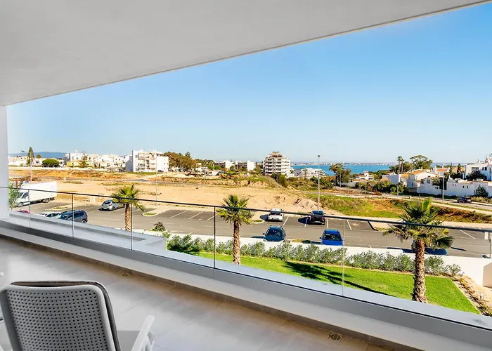 Luxury 3-bedroom Near Dona Ana